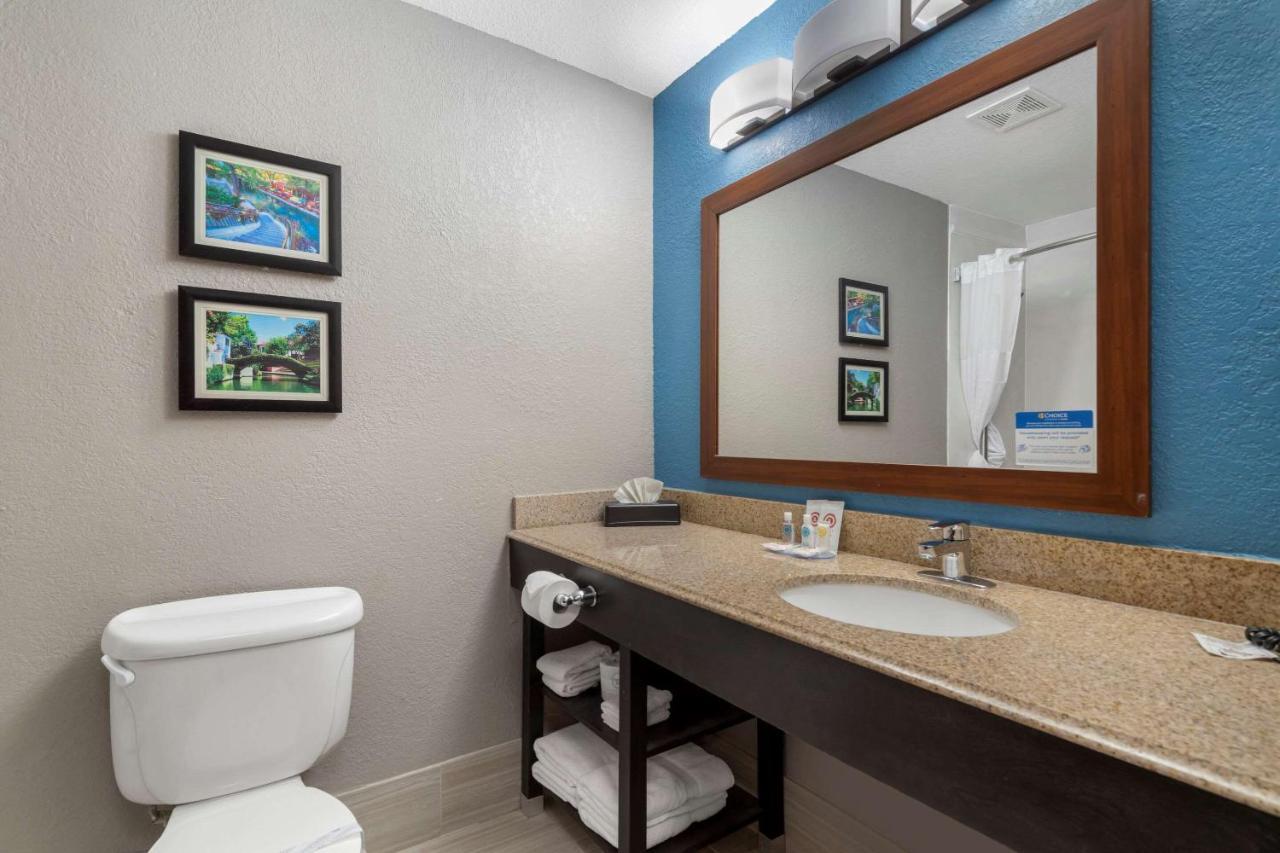 Comfort Inn & Suites Near Medical Center San Antonio Dış mekan fotoğraf